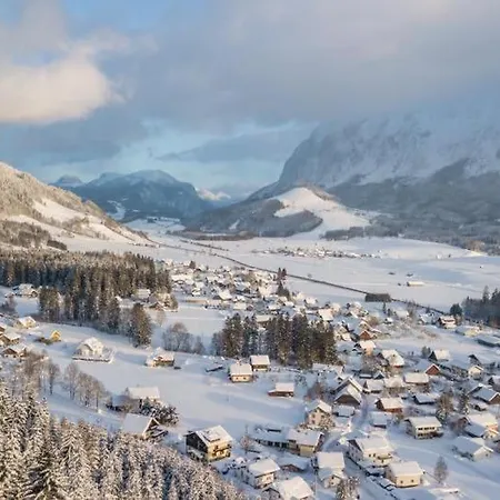 Kukoricza Hacienda بيت ضيافة باد ميترندورف