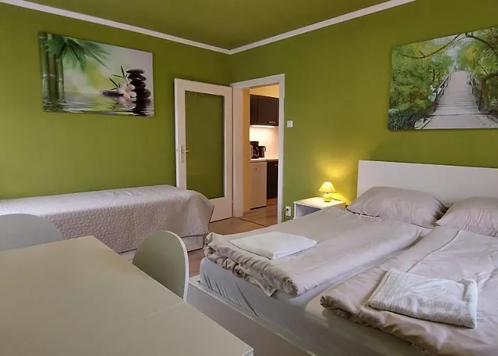 Kukoricza Hacienda 3* باد ميترندورف